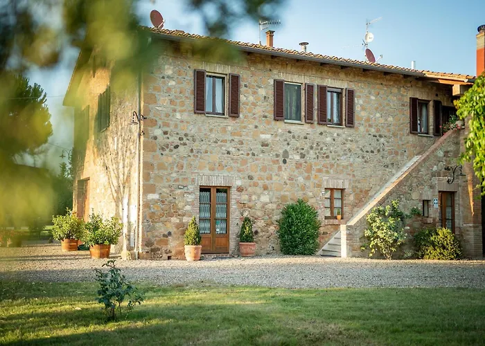 Well-Equipped Holiday Home In Spedaletto Italy With Private Pool